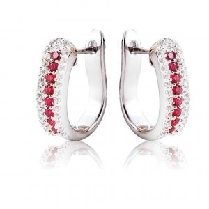 Ohrringe aus Silber mit Rubin